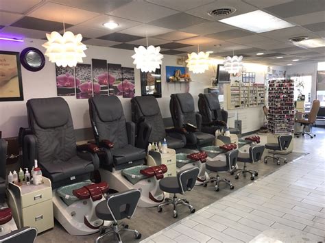 nail salon johnstown pa